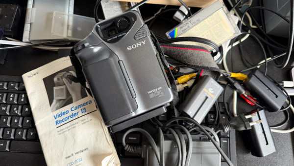 Sony CCD-SC5E Review