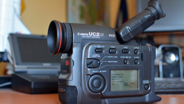 Canon UC2Hi Hi8 camcorder PAL version