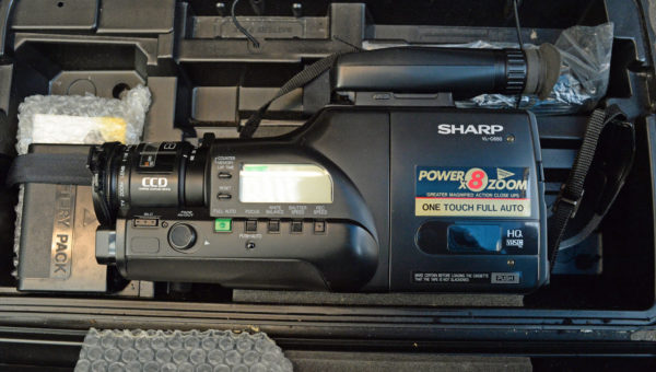 Sharp VL-C650 ViewCam Hi8 camcorder