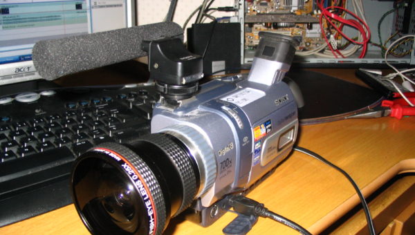 Sony DCR-TRV Digital8 Handycam camcorder